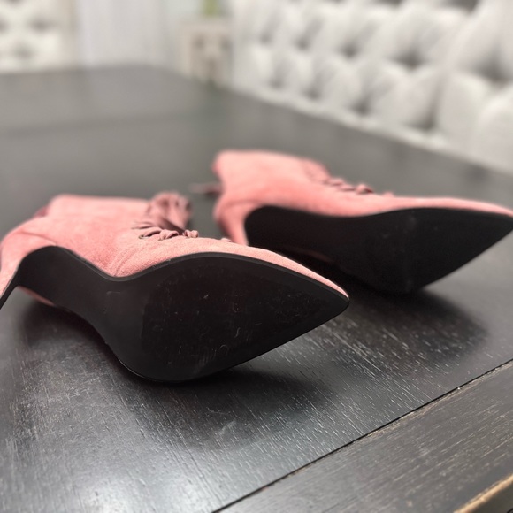 Fashion Nova size 10 4 inch lace up boots - Picture 5 of 5